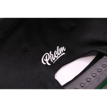 Load image into Gallery viewer, OE P SNAPBACK - WHITE
